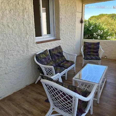 Bas De Climatise Et Wifi 2 Pour 4 Personnes Et Petite Vue