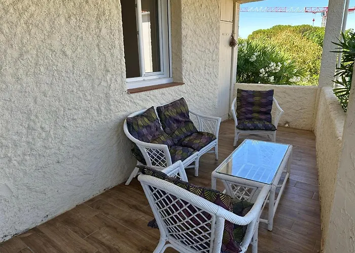 Bas De Climatise Et Wifi 2 Pour 4 Personnes Et Petite Vue